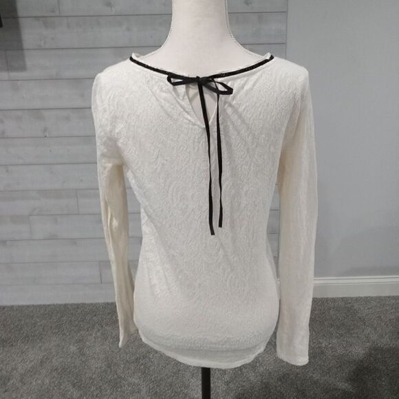 Loft long sleeve cream Paisley lace top. Size medium - Picture 3 of 3